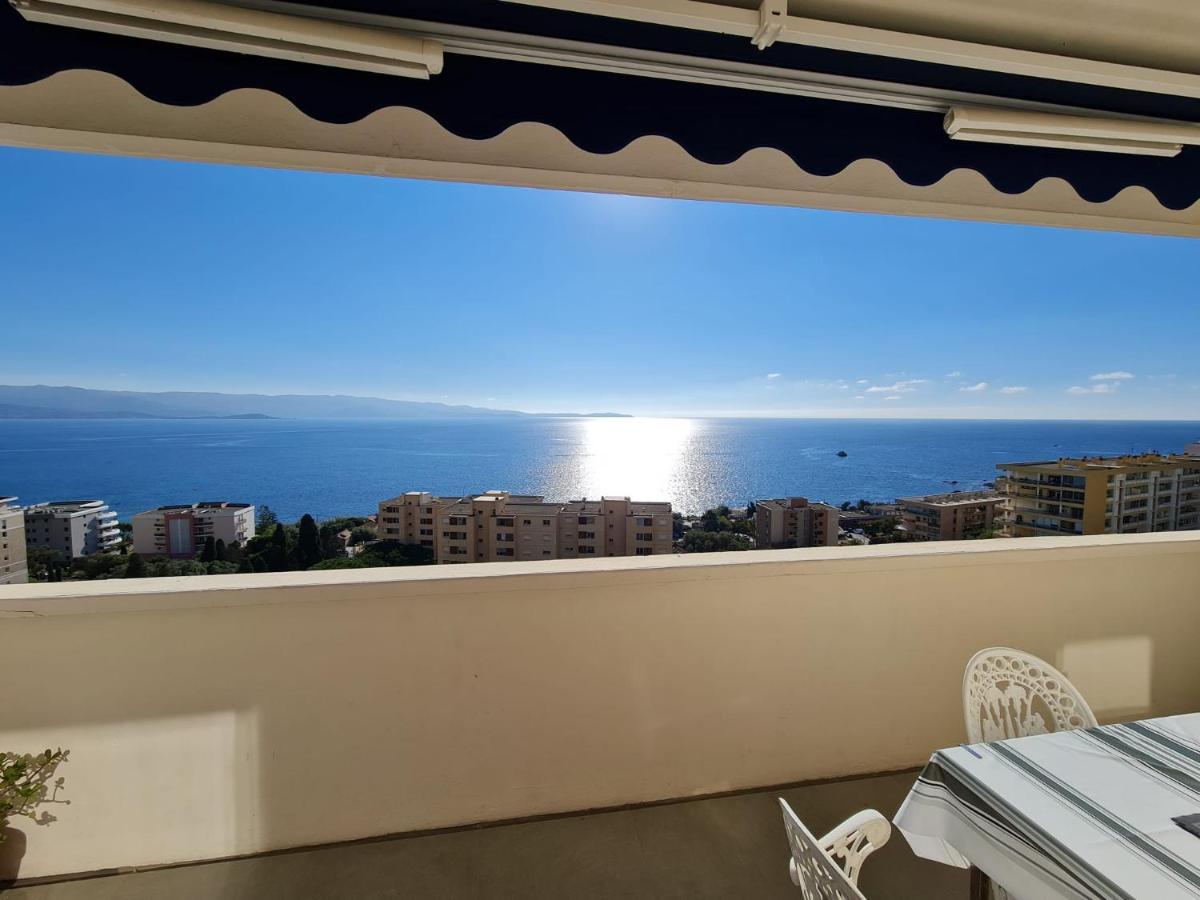 Appartement refait à neuf Ajaccio vue mer Esterno foto